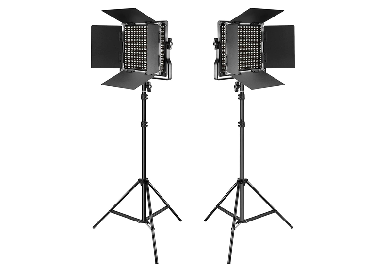 LED panelinių lempų nuoma fotosesijoms ir filmavimui Vilniuje